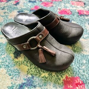 Dansko Shandi Black Nubuck Leather Biker Harness Mules